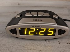 ACU-RITE Digital Alarm Clock AM/PM LED Display Snooze DST Battery Backup AC