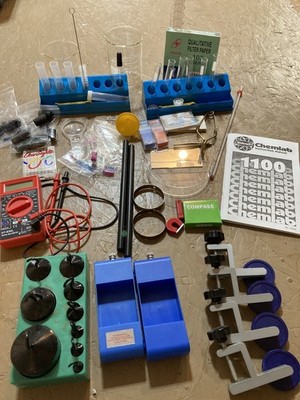 Lot of Chemistry & Physics Lab Equipment Glassware Labware Pyrex