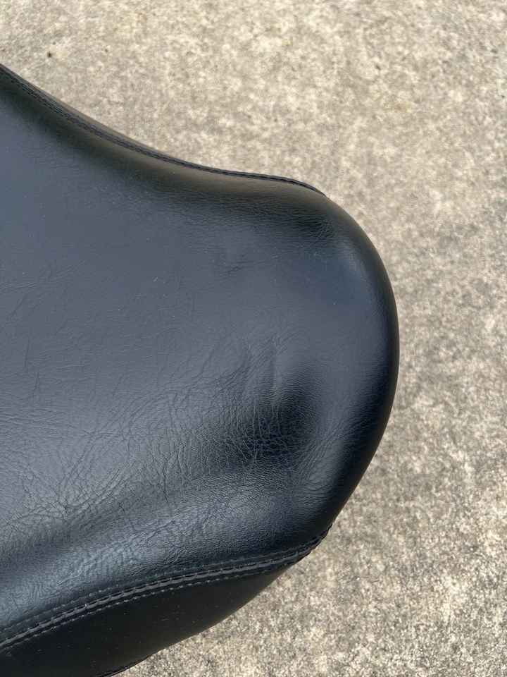 Asiento Mustang Sport Touring 2 piezas Kawasaki Vulcan 1500 1600 02-08 asientos personalizados Foto 4 de 4