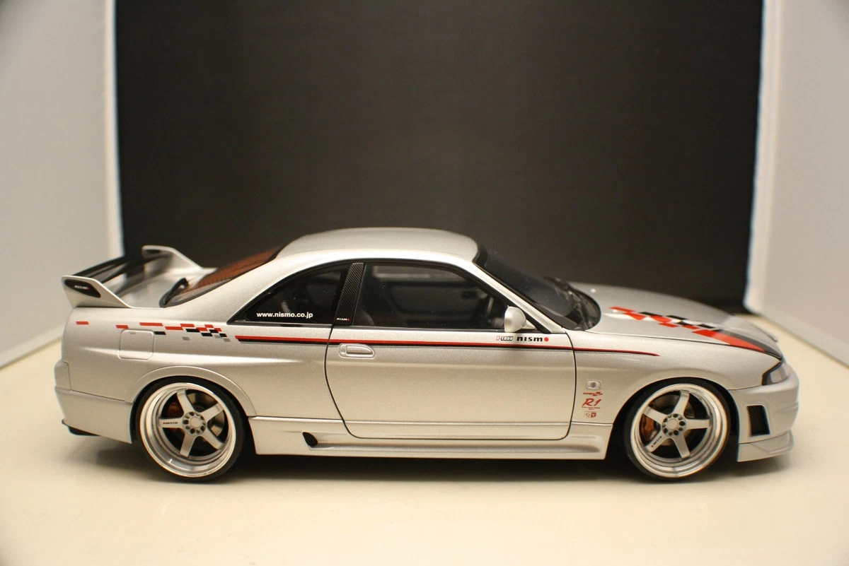 1/18 Autoart Nissan Skyline GT-R nismo (R33) V-Spec w Aluminum