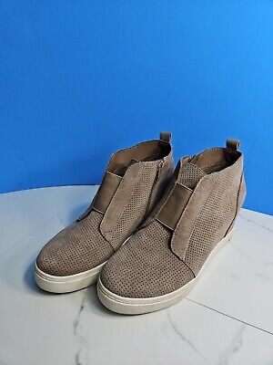 Steve Madden Beige Suede Leather Elastic Stretchable Zipper Up Shoes 