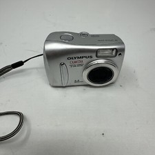 Olympus Camedia D-535 Zoom digital camera. Works. Read Description