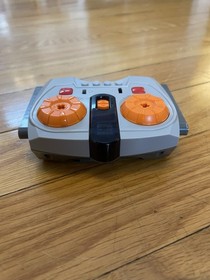 LEGO Power Functions IR Speed Remote Control 8879 With Brand New Batteries! A+