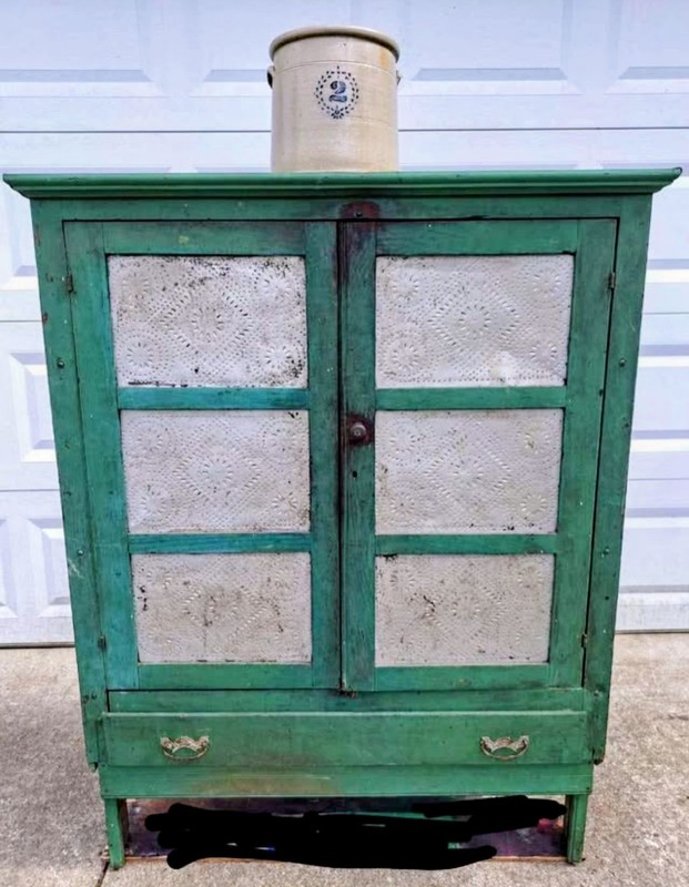 Primitive NC Pie Safe Old Paint Two-tone 