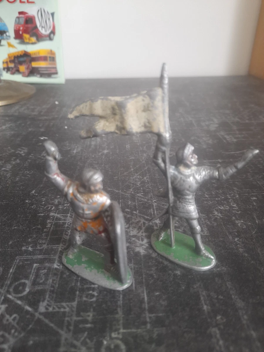 Figurine Quiralu – Soldat Médiéval épée Et Poignard – Moyen Âge – Aluminium – Fabriquée En France