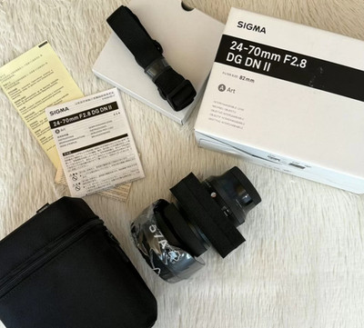 Sigma AF 24-70mm f/2.8 DG OS HSM Art - Mint, Full Set, Original Box & Case