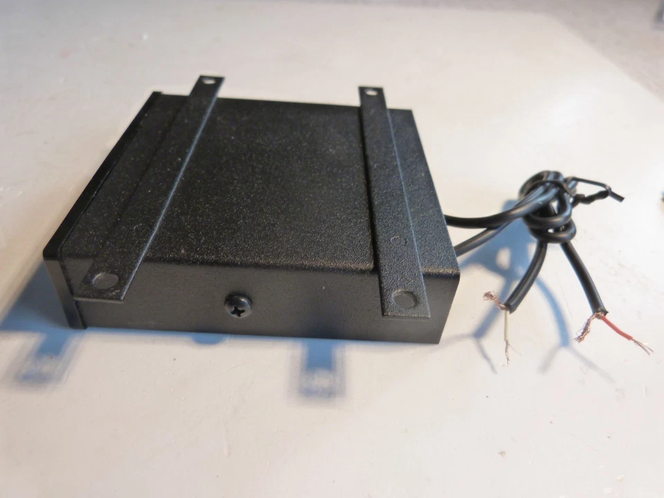 Pro-Ject Speedbox, Speed Switcher, Motor Control - Image 2 of 4