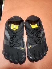 Vibram FiveFingers 14M0701 Size 9-9.5 KSO EVO Training Shoes Black