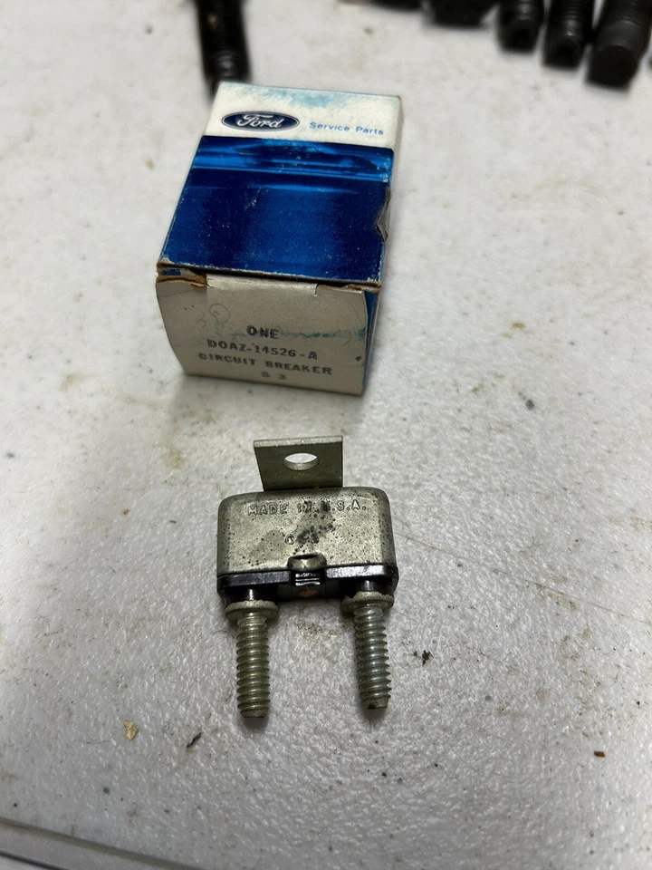 FORD GALAXIE XL LTD 1968 1969 DISYUNTOR AIRE ACONDICIONADO D0AZ-14526A nuevo de lote Foto 2 de 4