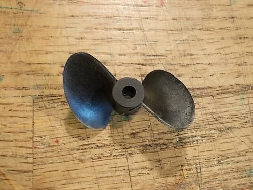 94432 / MJ-10 Prop D40 x P1.2 Propeller - Kyosho Majesty / Vintage Yacht - Picture 4 of 4