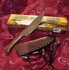 Large Hunter Patch Knife Wood Handle and Leather Sheath