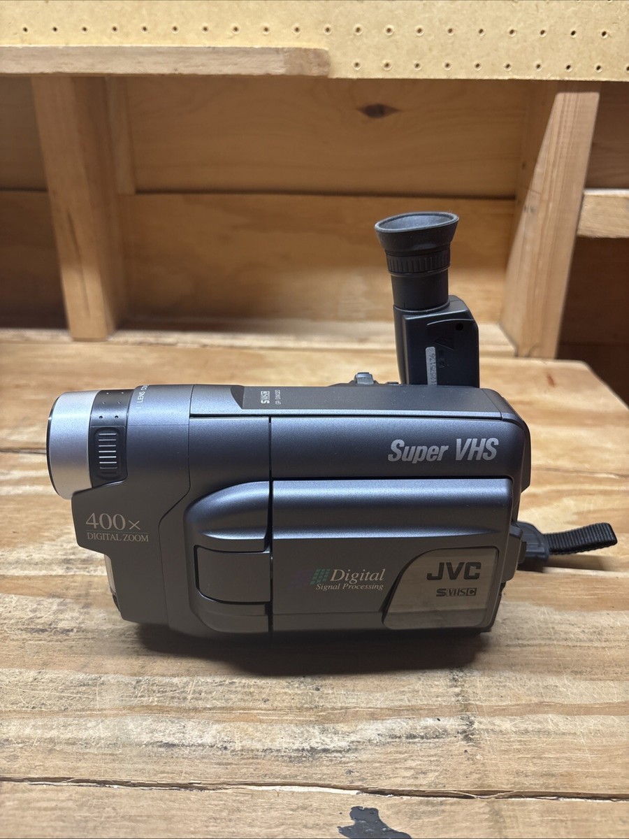 Jvc compact VHS camcorder model gr-sxm320u with battery no charger
