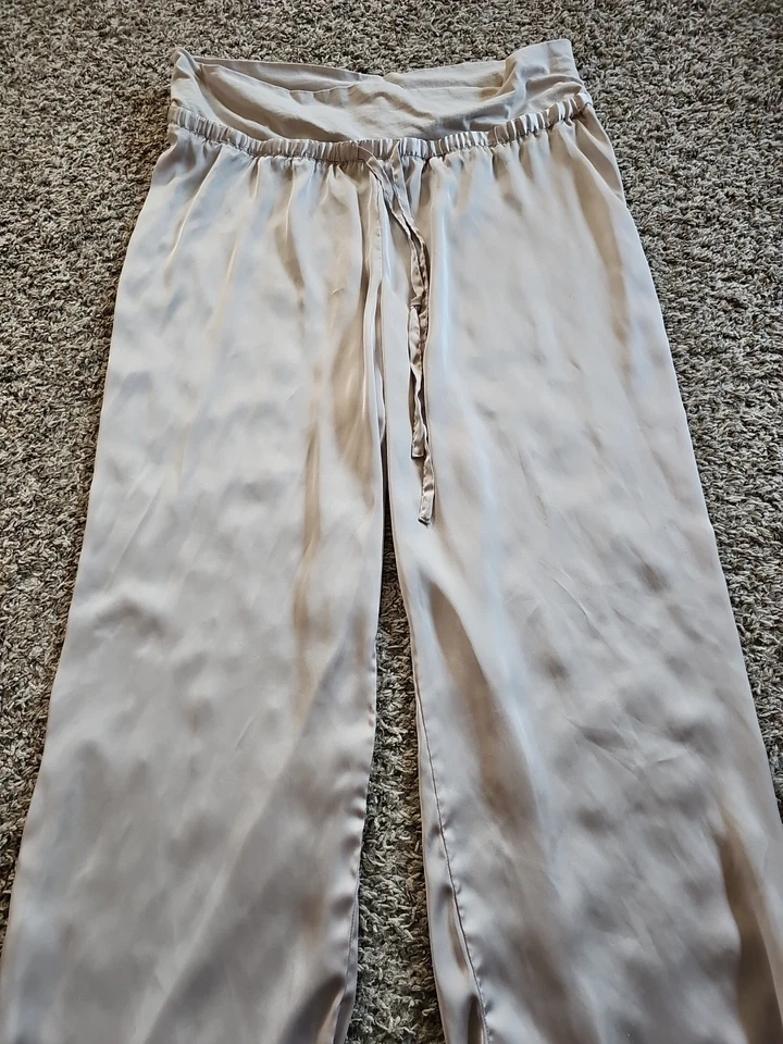 H&M MAMA Maternidad Juego de 2 Piezas Pijama Beige con Borde Negro Talla L. C26 Foto 4 de 4