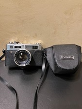 Vintage Yashica GS Rangefinder Camera Color Yashinon DX 45mm f/1.7 Lens Japan