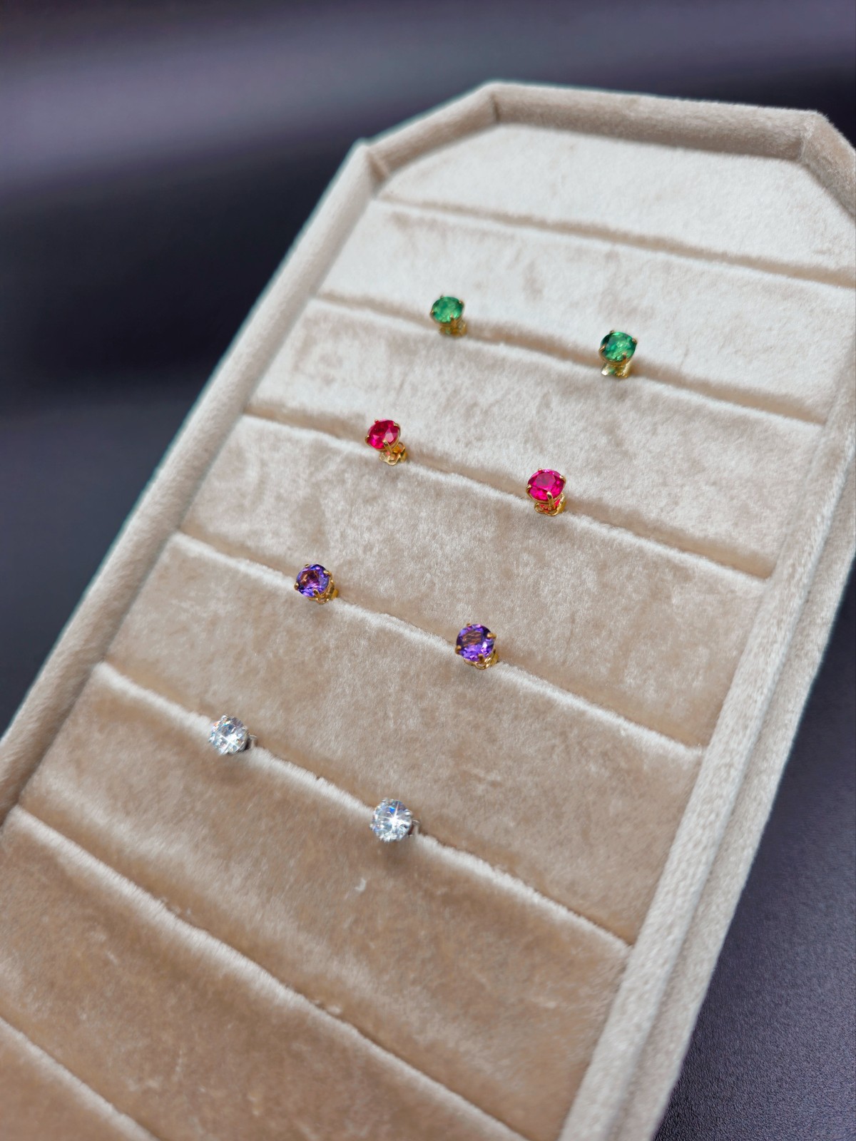 Solid 9ct Yellow Gold Solitaire Emerald Studs - N… - image 10