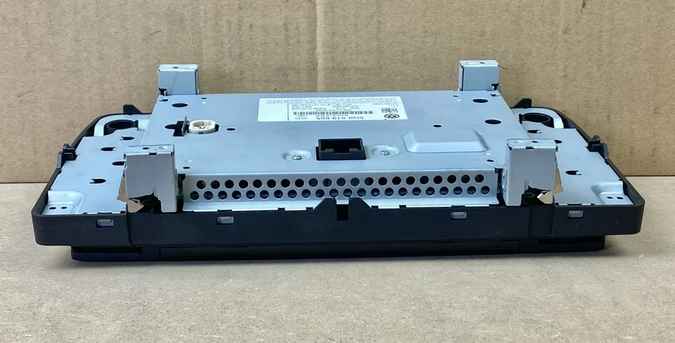 VW Golf VII Display Multimedia Bildschirm 5G0919605 Bj 2014 2896680 - Bild 4 von 4