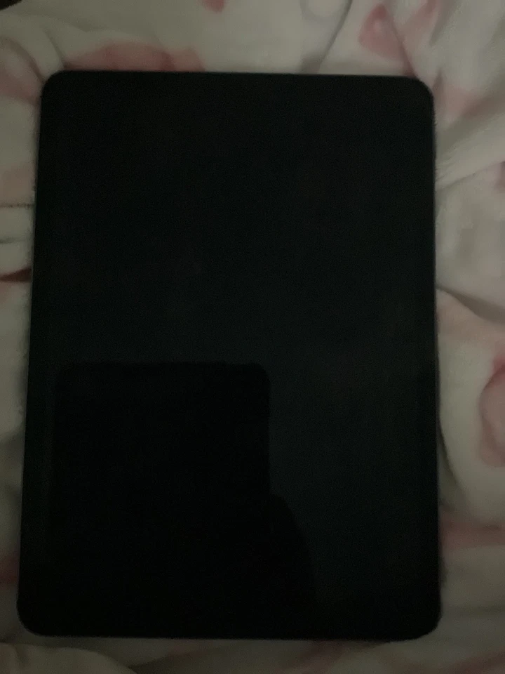 Apple iPad Air (3rd Generation) A2153 64 GB, Wi-Fi 4G, 10.5 in - Space Gray - Image 2 of 2