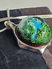 My Secret Woods Halskette - Azure Falls Anhänger und Silberkette. Mit Holzkiste