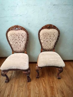  Michael Amini Torino chairs