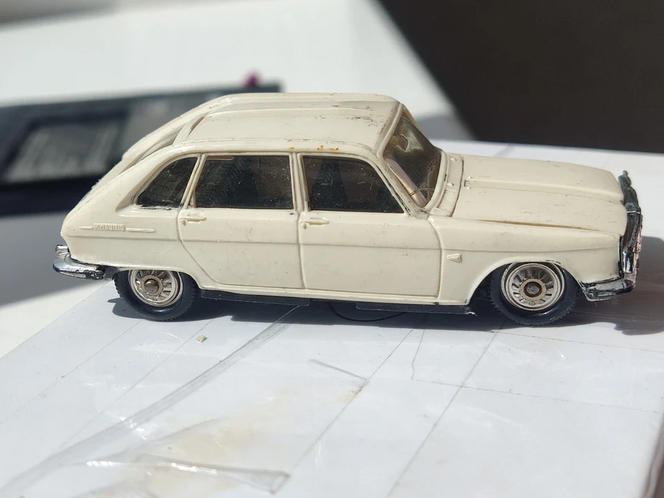 Rare Norev Renault 16 No 3 M 1:43 France Plastic Retro Car, Small Model Car - Image 4 of 4