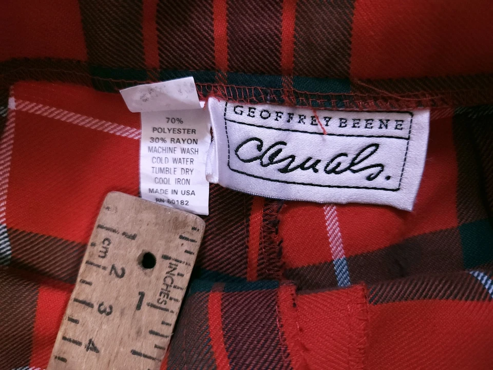 Shorts tartan vermelho xadrez cintura alta vintage Geoffrey Beene XS - Imagem 3 de 4