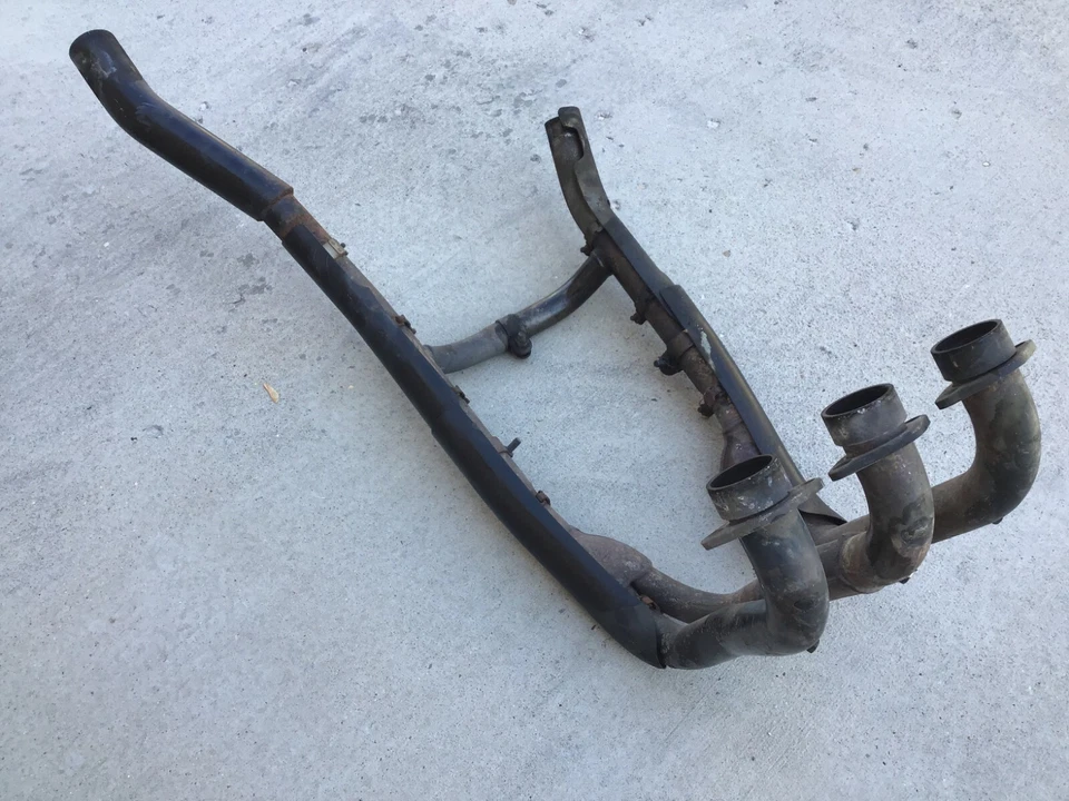 Triumph Sprint 900 1995 tubos de escape Foto 2 de 4