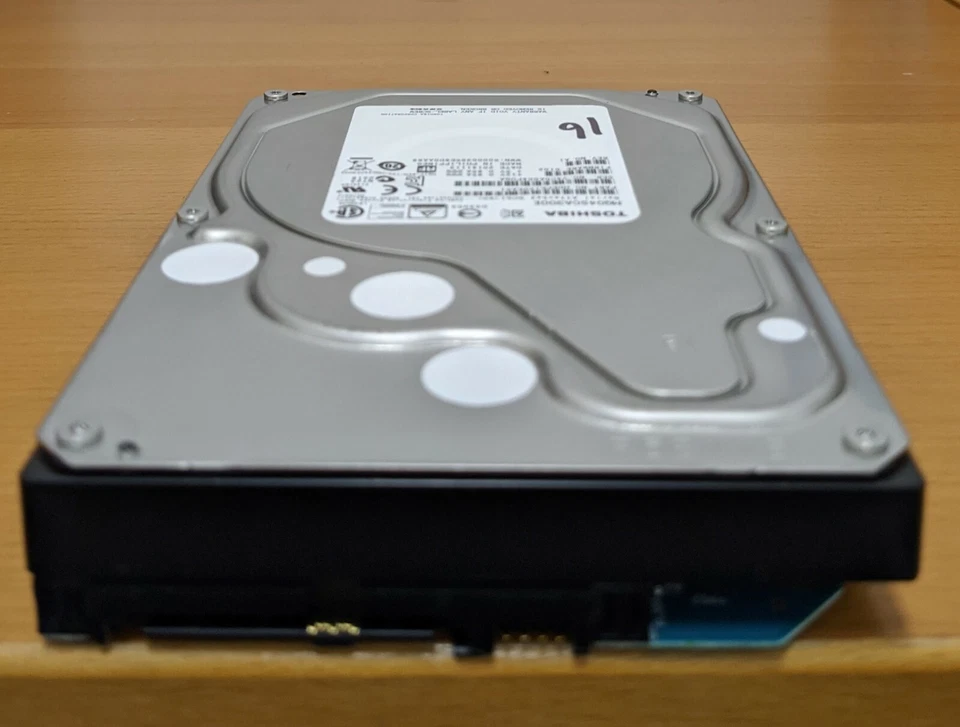 Toshiba MG04SCA30 3.5" 3TB SAS drive 7200rpm 64mb cache 6GBs - Image 2 of 3