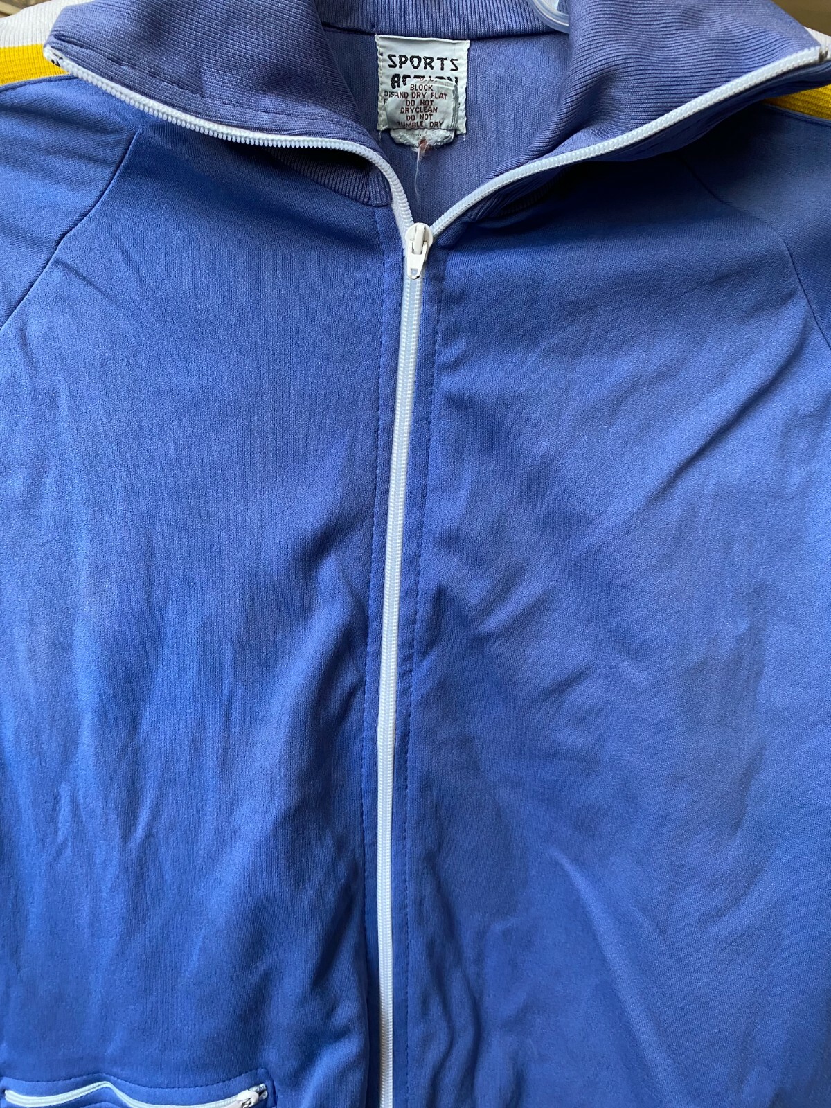 Picture 3 of 6