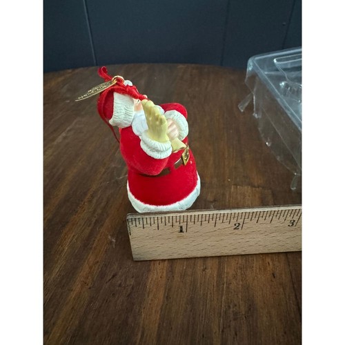 2001 Hallmark 'Twas the Night Before Christmas Santa Ornament - Picture 3 of 7