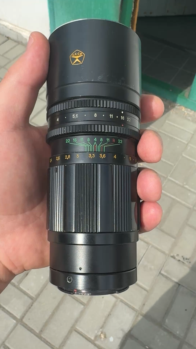 JUPITER 21 A Rare Soviet lens (200mm f/4) Mount M42