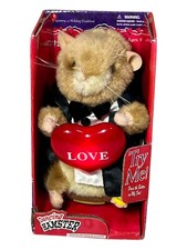 2002 VTG Gemmy Dancing Hamster -I Dance To Love- Does Work But Needs batteries
