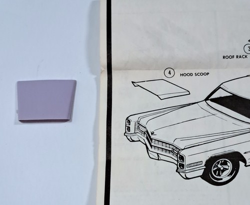 1967 Issue Jo-Han #GC-600 1966 Cadillac Heavenly Hearse Parts Only - Hood Scoop - Picture 2 of 3