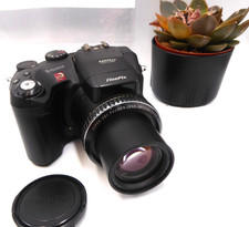 Fujifilm Finepix S602 Zoom Digital Camera fully tested vgc