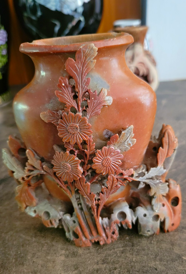 Vintage Chinese Hand Carved SoapStone Decorative Vase w/ Floral Motif ...