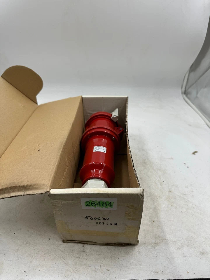 Pin y funda Conn Arrow Hart 560C7W 60A 277/480V 3PH 4P5W WT rojo Foto 2 de 3