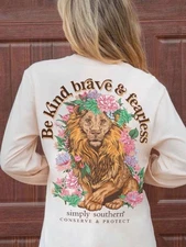 Simply Southern Be Kind Brave & Fearless Tee Lion Tracking T-shirt Women’s XL