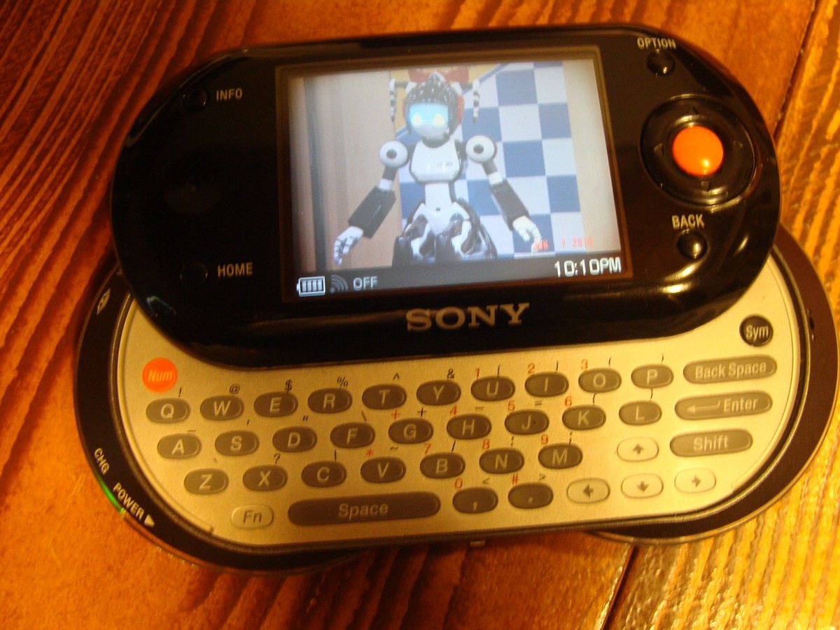 SONY Mylo Com-1 Personal Communicator with charger, USB cord and