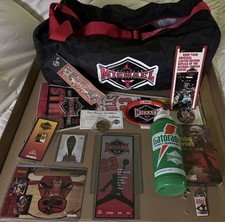 1994 Nov 1st Michael Jordan Retirement Night Nike Gym Bag loaded w/Org. 16 items