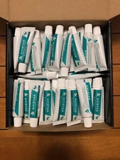 80 PACK Premium Fluoride Anticavity Toothpaste Fresh Mint Taste 0.85oz