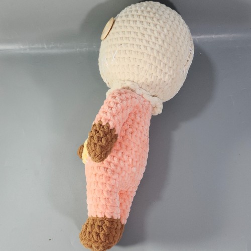"Muñeca de punto de ganchillo inspirada en Trick or Treat Sam amigurumi ojo de botón felpa 15""" - Imagen 11 de 12