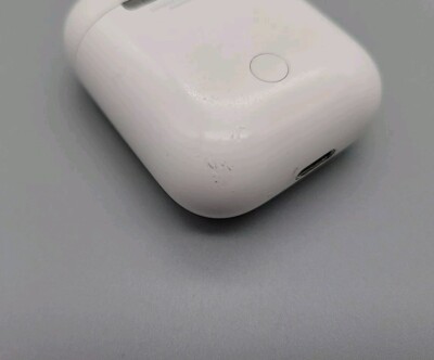 Apple AirPods 2 - Model A2031 - 2nd Generation - 1602 Charging