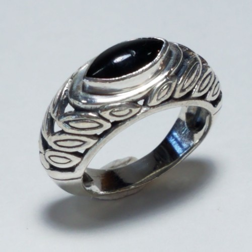 Sterling Silver Domed Ring Band Wide 925 Black Onyx Bali Leaves Size 6.5 Vintage - Picture 7 of 10