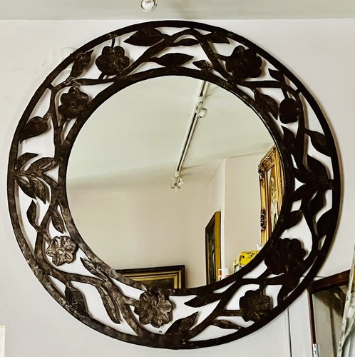 MIRROR  LARGE ROUND OLD  GORGEOUS DETAILS DIAMETER :48" -FLOWER & LEAVES DESIGN - Picture 8 of 15