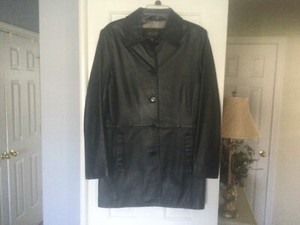 R & O Leather Coat.  Black ...leather ....Small