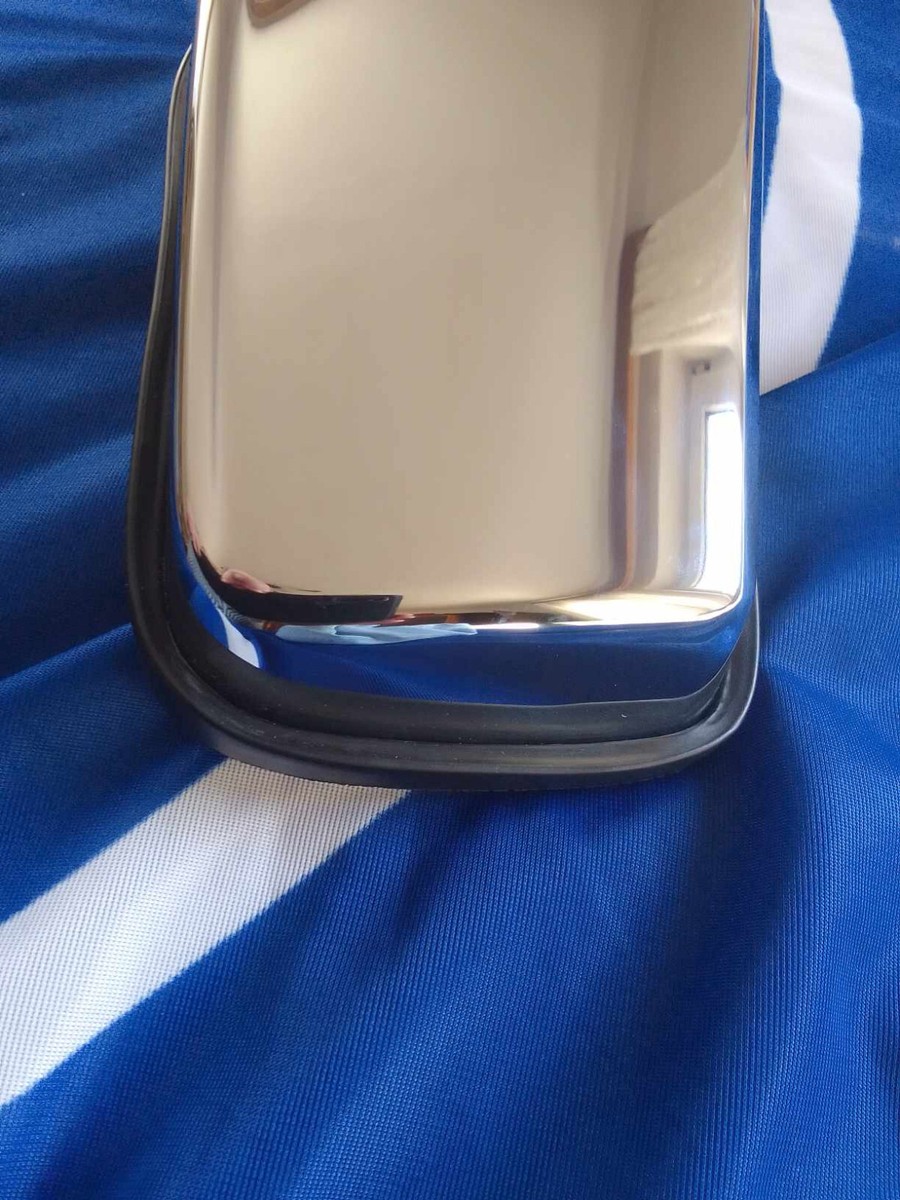 メルセデスベンツ W114 W115 後期型ドアミラー Mercedes Benz w114 w115 NEW right side chrome door mirror NEW NOS