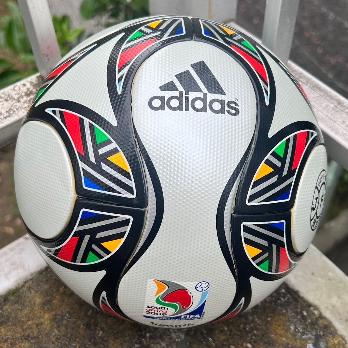 adidas - レア　adidas 2009 コンフェデ公式試合球　KOPANYA adidas - レア adidas 2009 コンフェデ公式試合球 KOPANYAの通販
