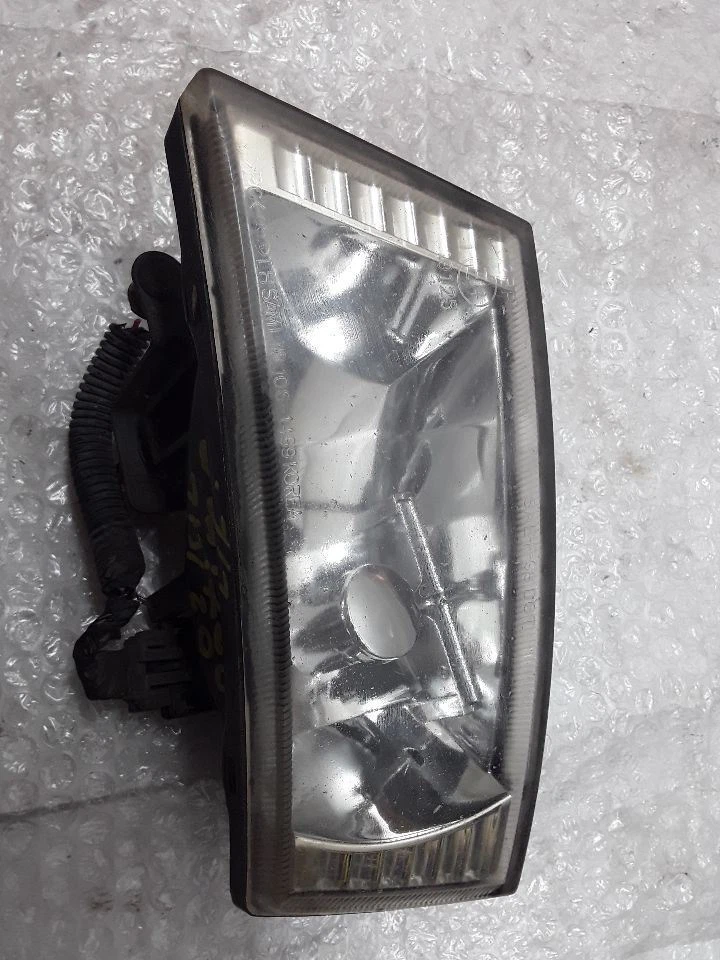 Parachoques lateral izquierdo LF esquina delantera/luz de estacionamiento montado 2002 KIA OPTIMA Z-73P Foto 2 de 4