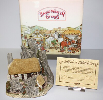 David Winter Crofter's Cottage 1986 Scottish Collection in Box with COA
