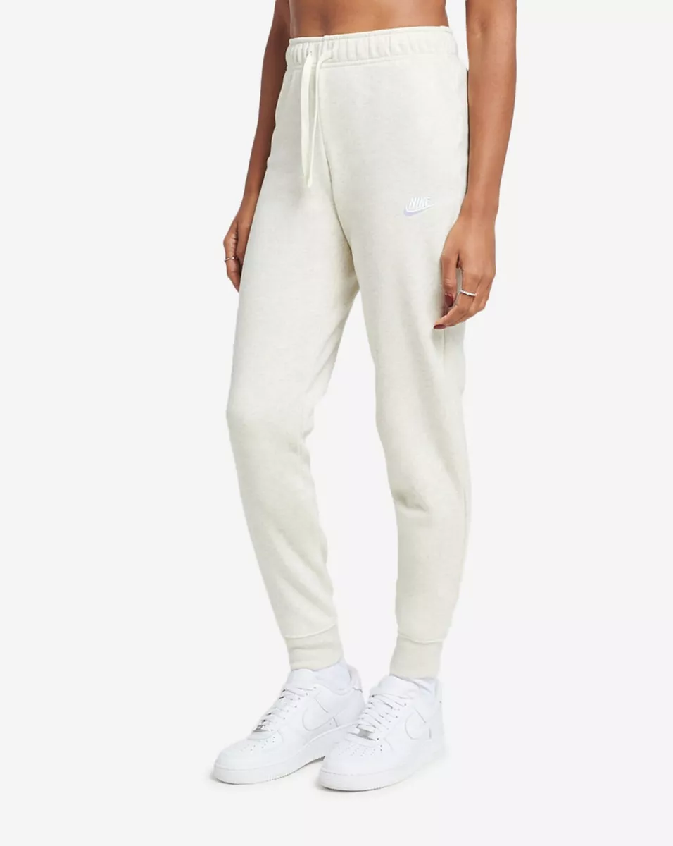 Nike Sportswear Club Fleece Women's Mid-Rise Slim Joggers. Nike AT