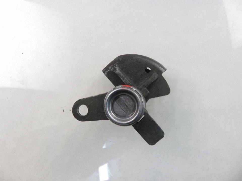 Hyundai Getz 2005 Essence Verrouillage de commutateur d'allumage CZM300677 - Photo 4/4